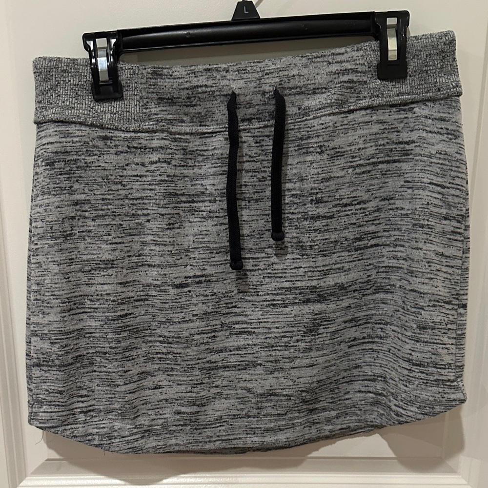 Athleta Soft Knit Skirt in Heathered Gray Size M